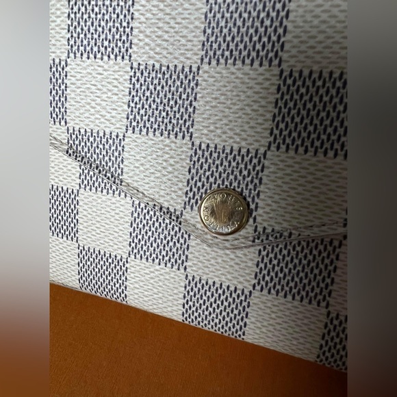 Sold❌❌LV Felicie Pochette Azur ♥️♥️ - Picture 2 of 4